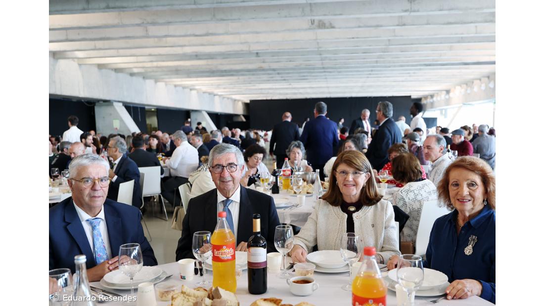 União à mesa com Sopas do Espírito Santo  – Imagem 13
