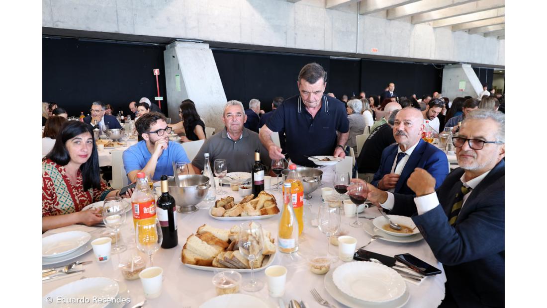 União à mesa com Sopas do Espírito Santo  – Imagem 8