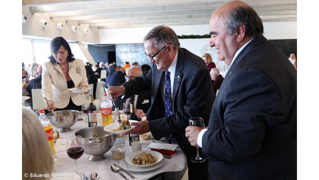 União à mesa com Sopas do Espírito Santo  – Imagem 7