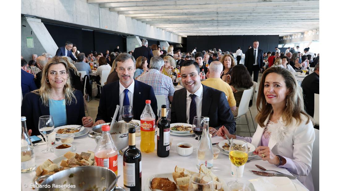 União à mesa com Sopas do Espírito Santo  – Imagem 6