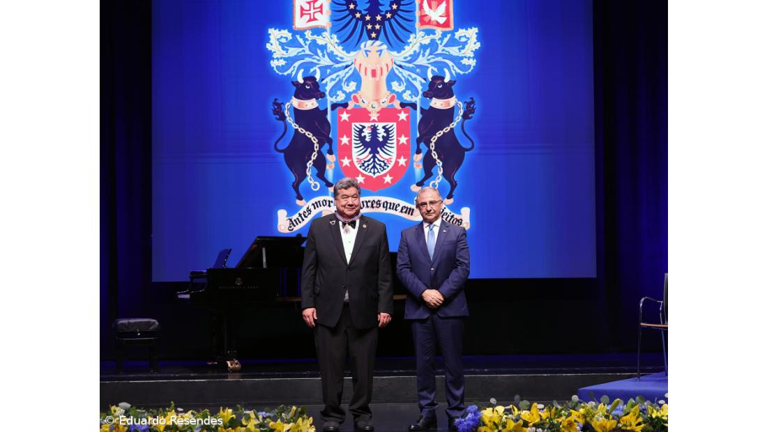Personalidades e instituições distinguidas com as insígnias honoríficas açorianas – Imagem 6