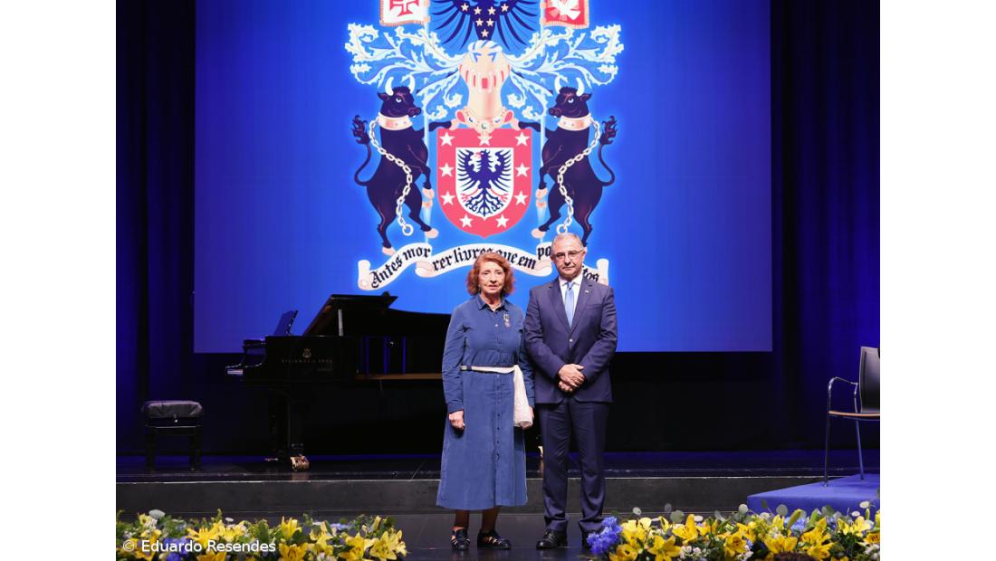 Personalidades e instituições distinguidas com as insígnias honoríficas açorianas – Imagem 4