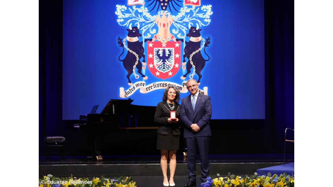Personalidades e instituições distinguidas com as insígnias honoríficas açorianas – Imagem 12