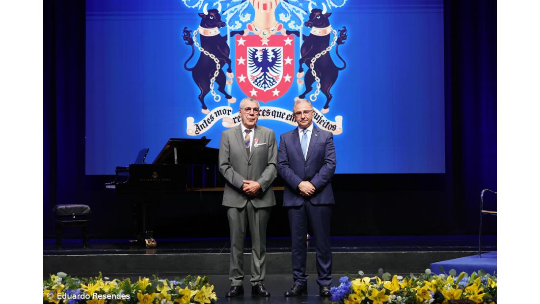 Personalidades e instituições distinguidas com as insígnias honoríficas açorianas – Imagem 15