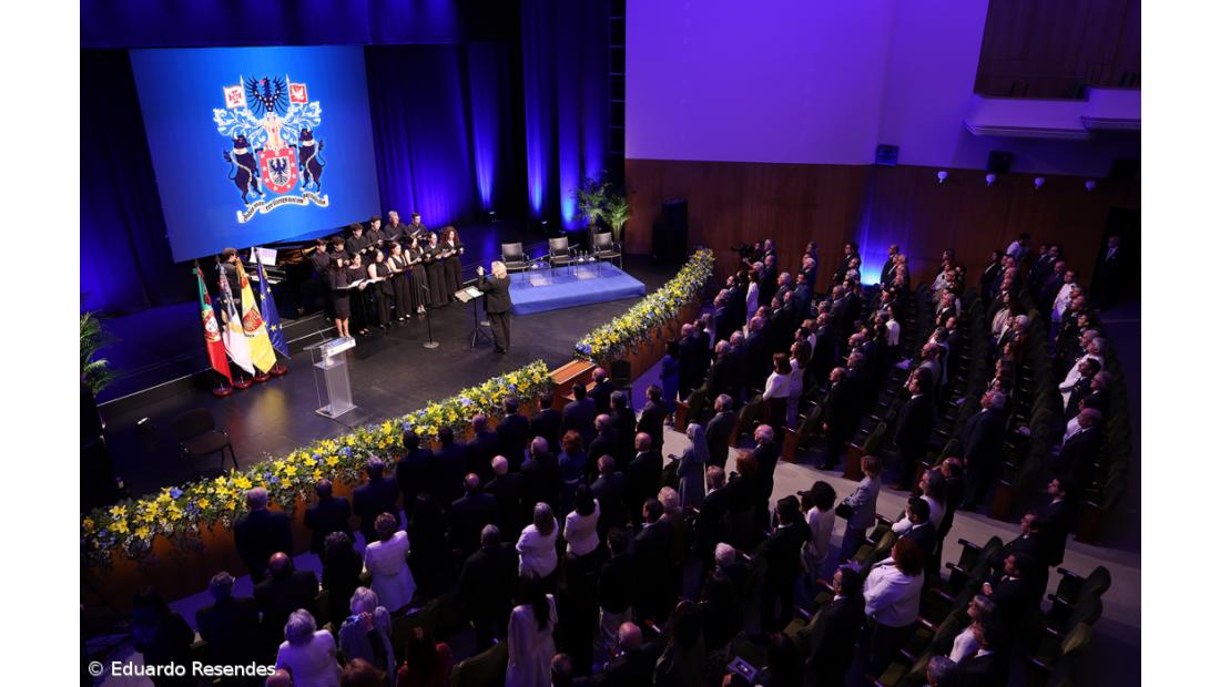 Personalidades e instituições distinguidas com as insígnias honoríficas açorianas – Imagem 22