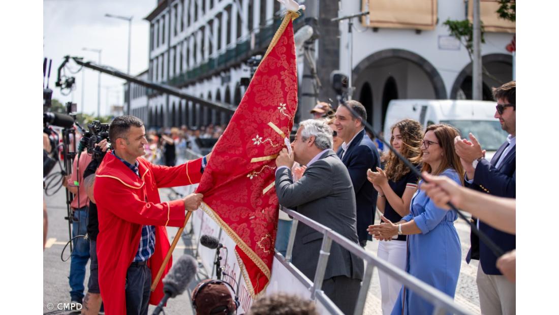 Ponta Delgada volta a encher-se para celebrar o Divino Espírito Santo – Imagem 2