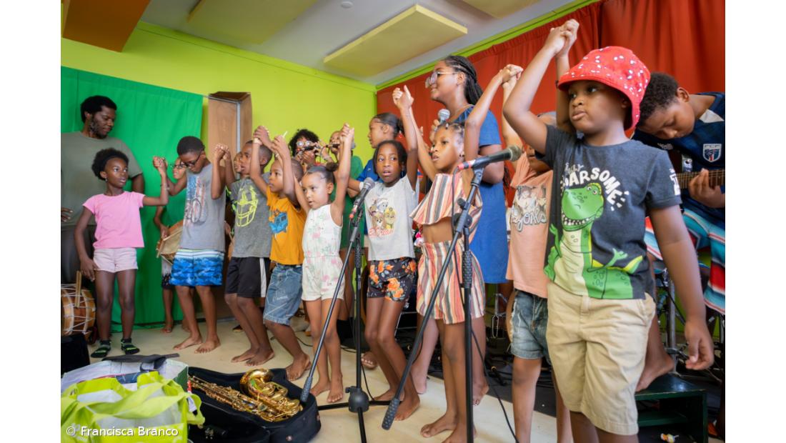 Açores e Cabo Verde unidos em espetáculo musical que celebrou efemérides  – Imagem 4