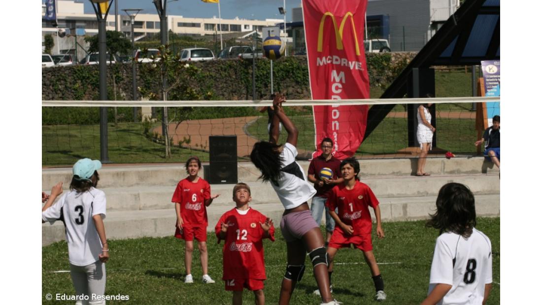 Fonte de Bastardo na frente do Torneio Internacional