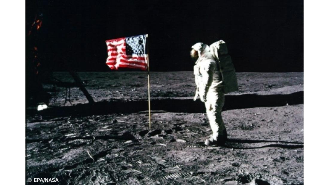 Papa pede que comemoração da ida à Lua desperte progesso na Terra