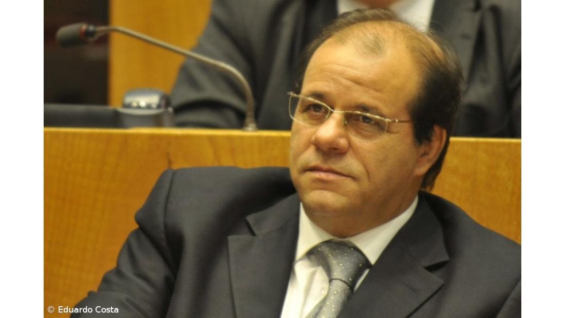 PCP alerta para "agravamento de desigualdades estruturais"