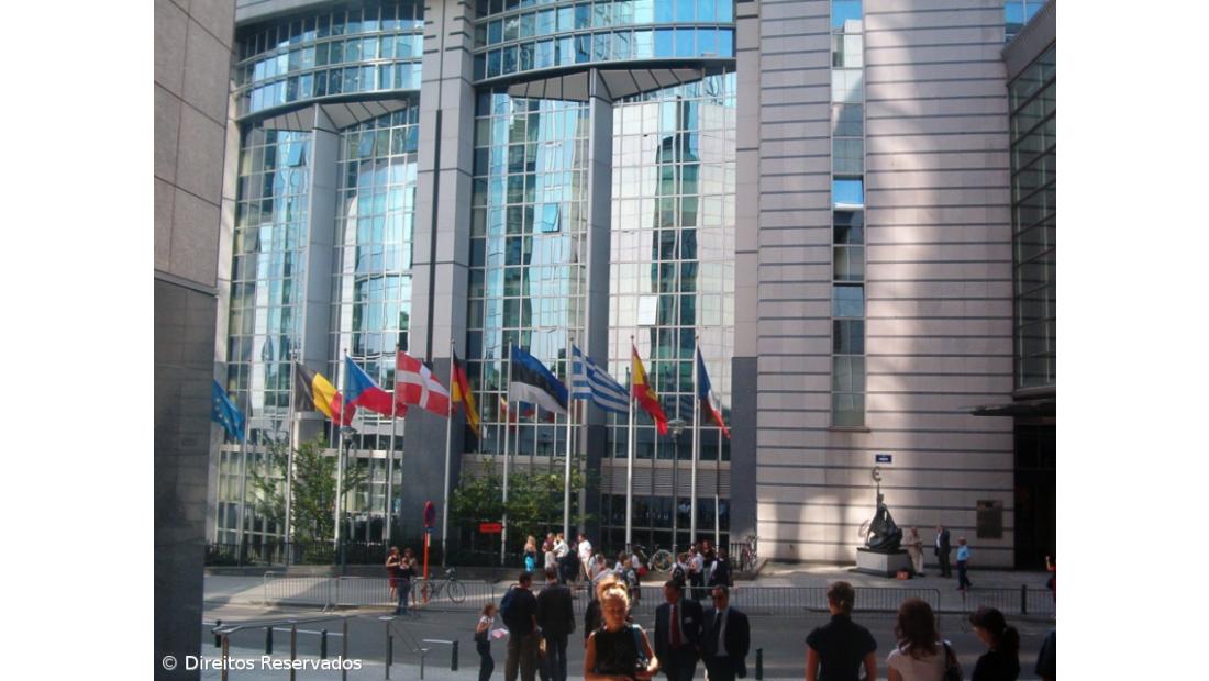 Bruxelas saúda medidas anunciadas por Lisboa