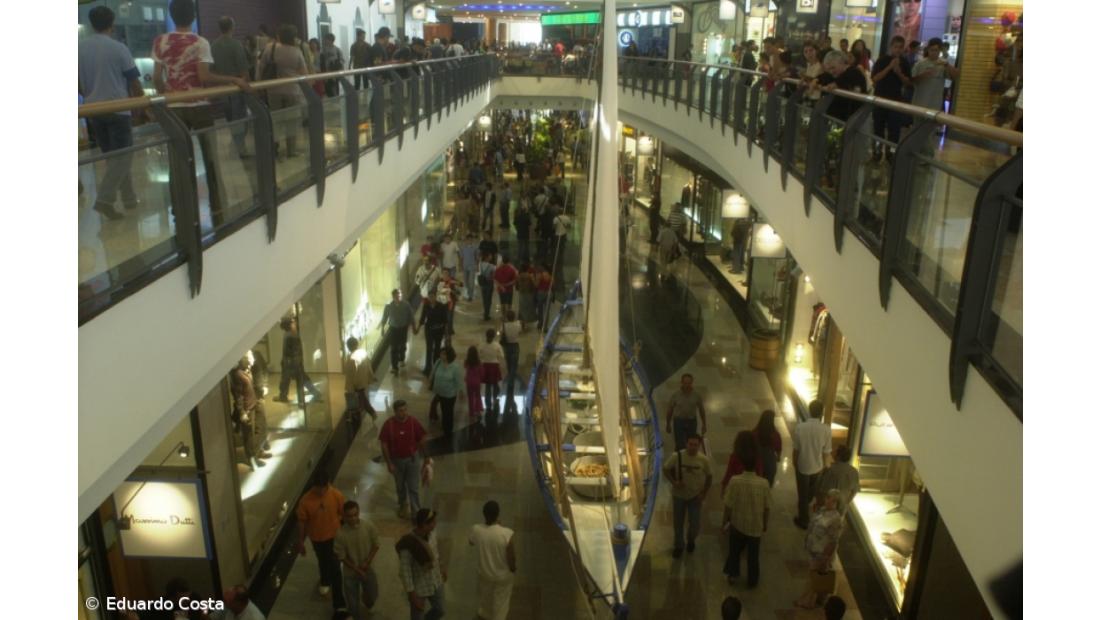 Parque Atlântico realiza recolha de brinquedos 