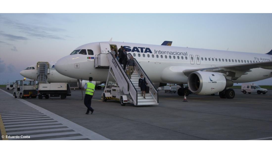 CDS-PP acusa TAP e SATA de discriminação por não baixar taxa de combustível