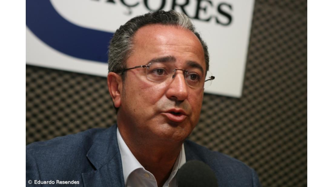 PS/Açores defende cumprimento de Lei de Finanças Regionais com penalização da Madeira