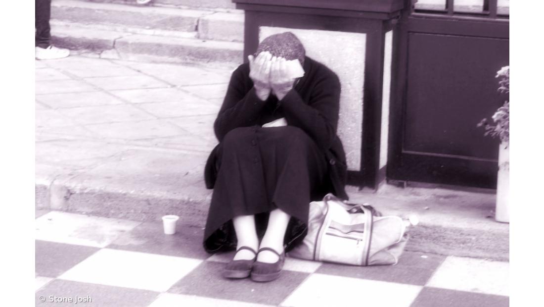  Crise provocada pela pandemia atirou 400 mil pessoas para a pobreza 