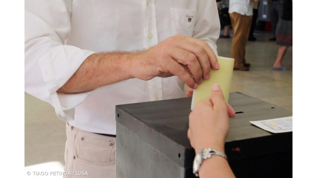  Desistências da corrida eleitoral não alteram boletins de voto