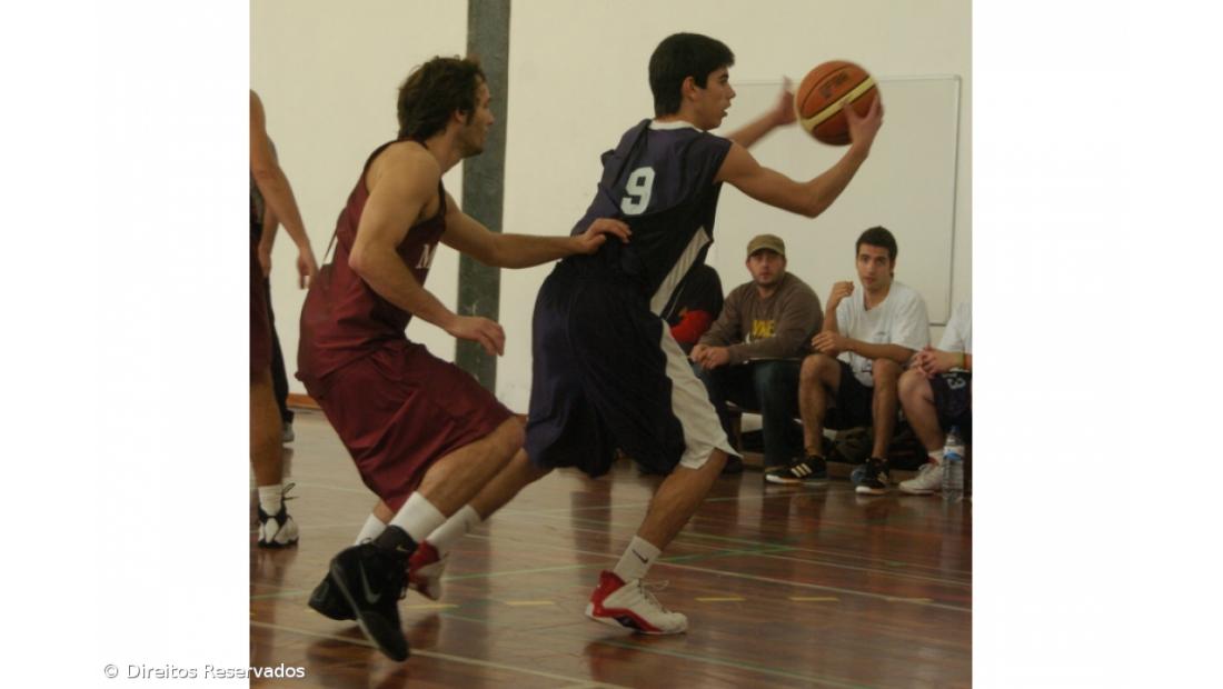 AngraBasket vence derby frente ao Terceira Basket