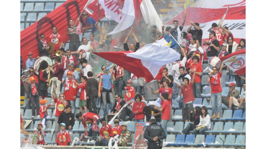 Claque "Red Boys On Fire" pretende legalizar-se