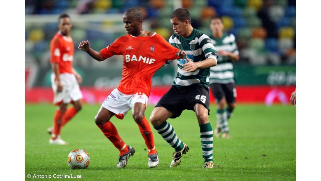 Sporting soma quarto jogo sem ganhar e cai para a sétima posição