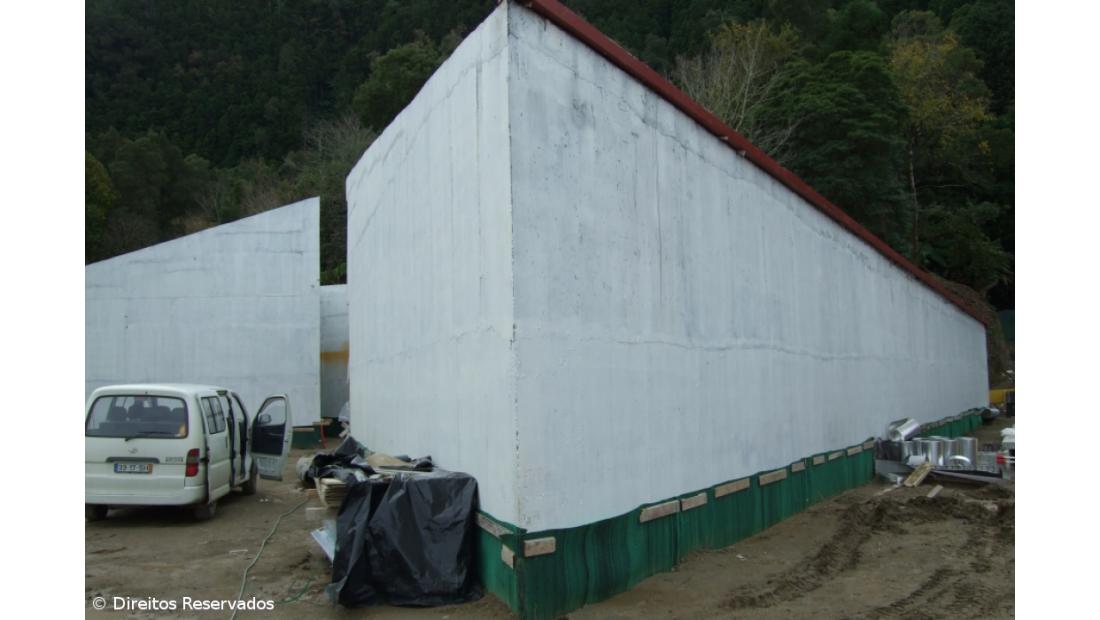 Furnas com centro de investigação