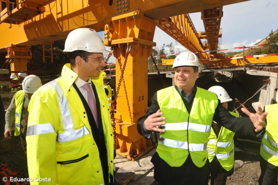 Carlos César apela à compreensão para obras das SCUT – Imagem 1