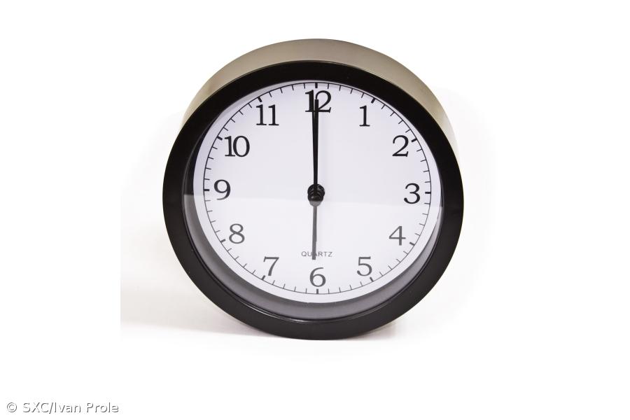 Relógios atrasam uma hora na madrugada de domingo, começa o horário de inverno – Imagem 1