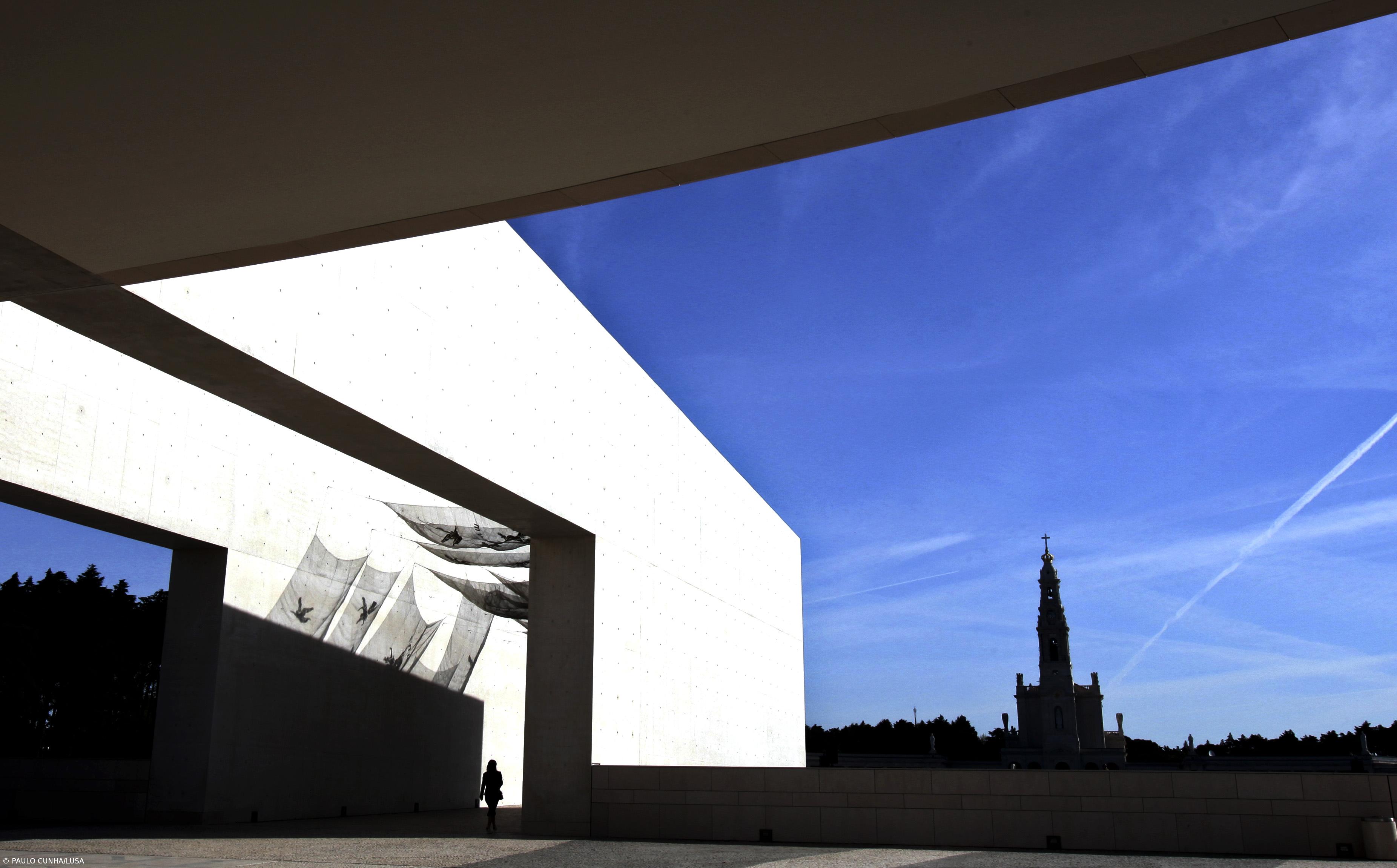 Bispos procuram  respostas para a crise – Imagem 1