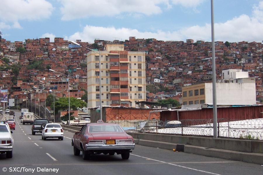 Luso-venezuelanos pedem presença mais forte e ativa de Portugal no apoio a carenciados – Imagem 1