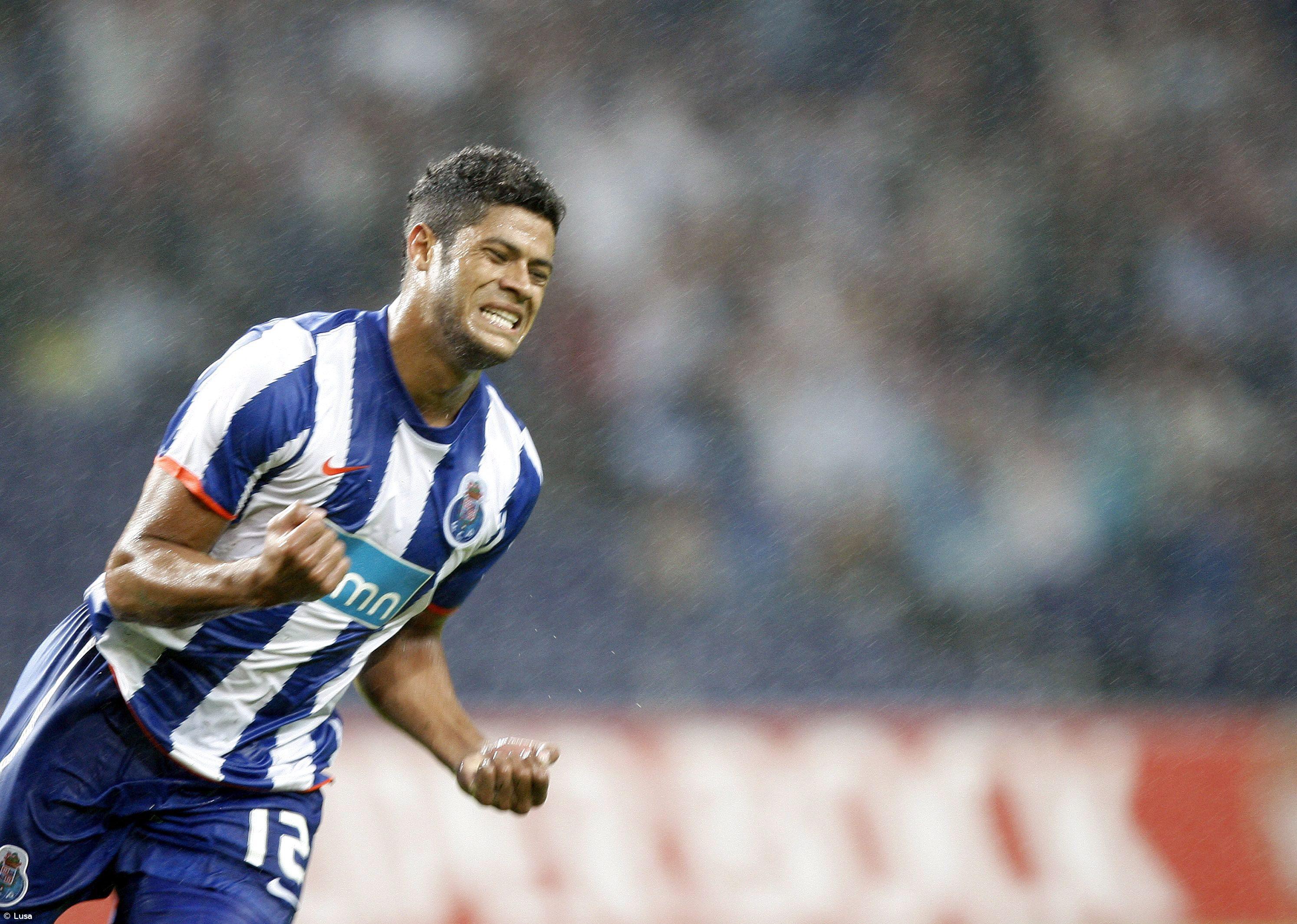 "Hat-trick" de Hulk dá cor à vitória do FC Porto – Imagem 1