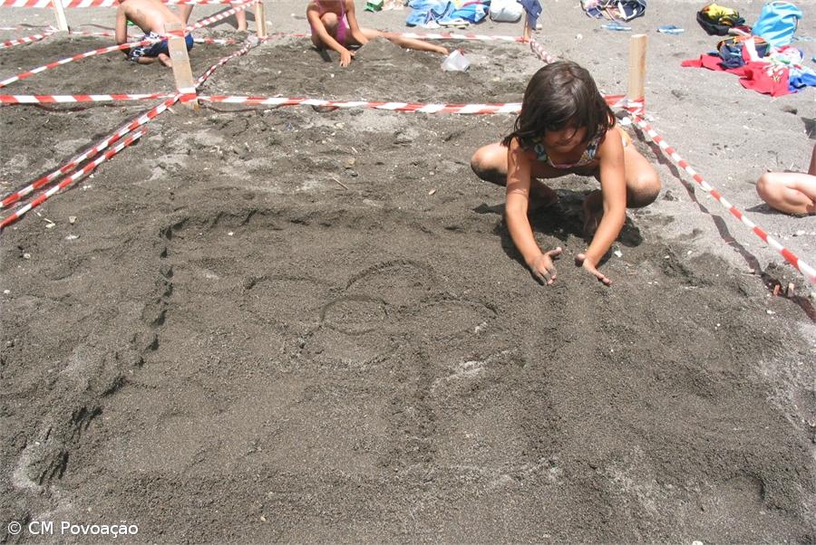 Concurso "Esculpir na Areia" na Povoação – Imagem 1