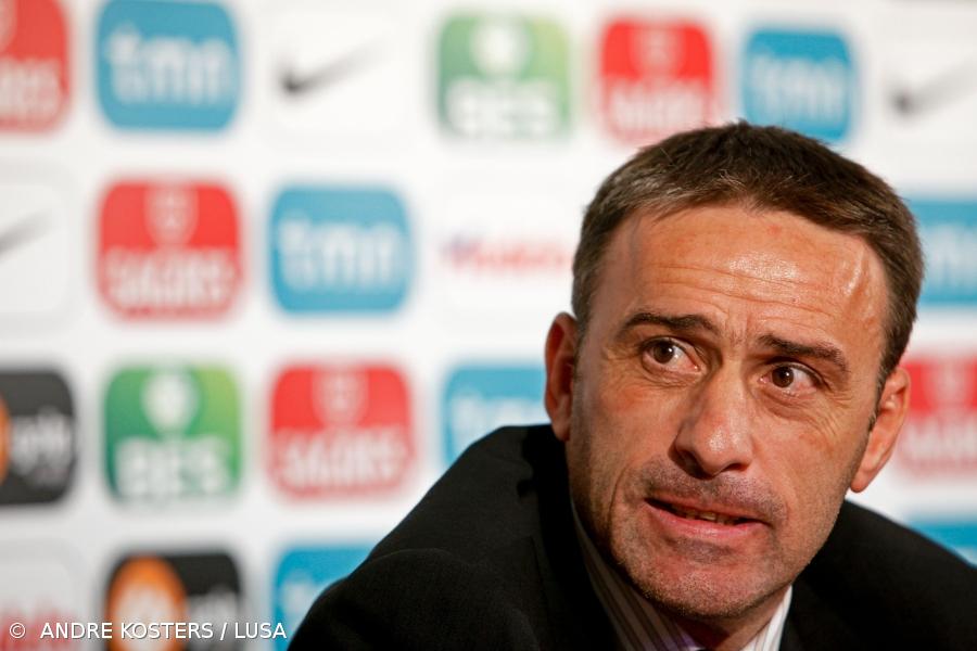 Paulo Bento quer "coração e lucidez" para vencer no difícil relvado de Zenica – Imagem 1