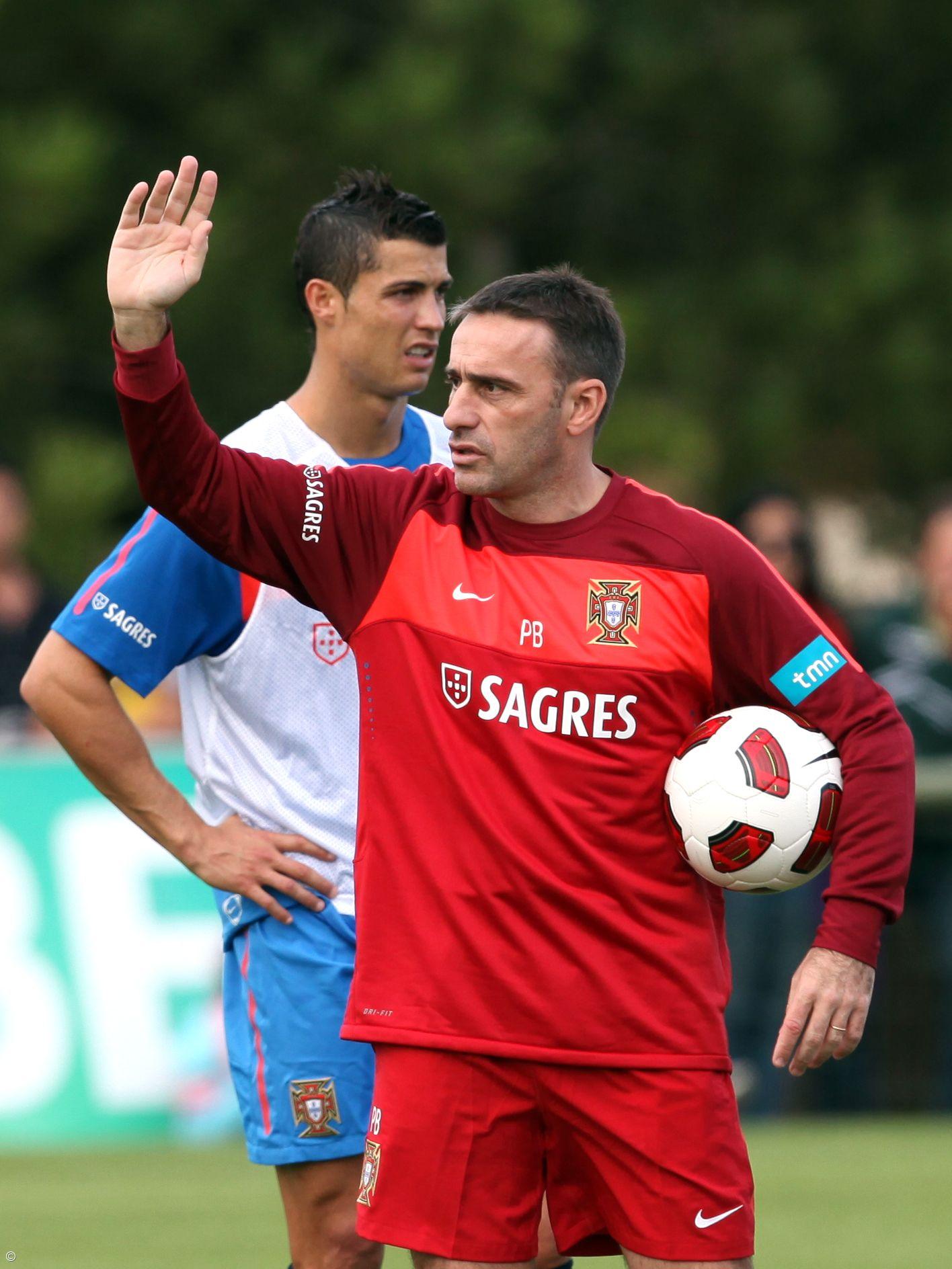 Mais de meio milhar na estreia de Paulo Bento – Imagem 1