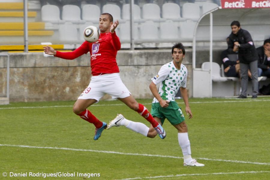 Ineficácia encarnada contrasta com aproveitamento de Antchouet – Imagem 1