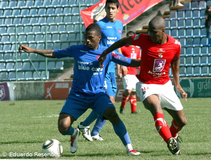 Eficácia premeia Santa Clara em jogo com pouco ritmo – Imagem 1