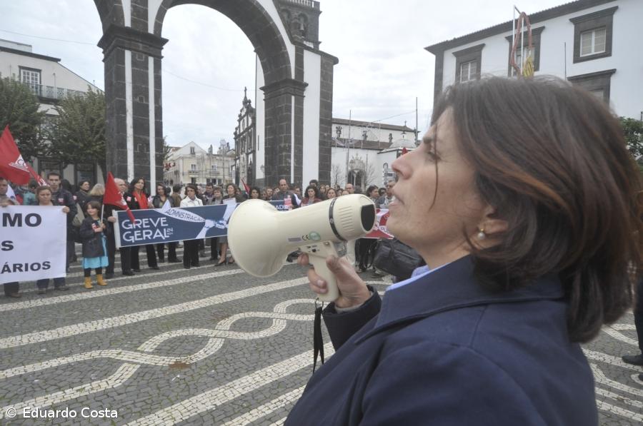 Concentração junta uma centena de sindicalistas – Imagem 1