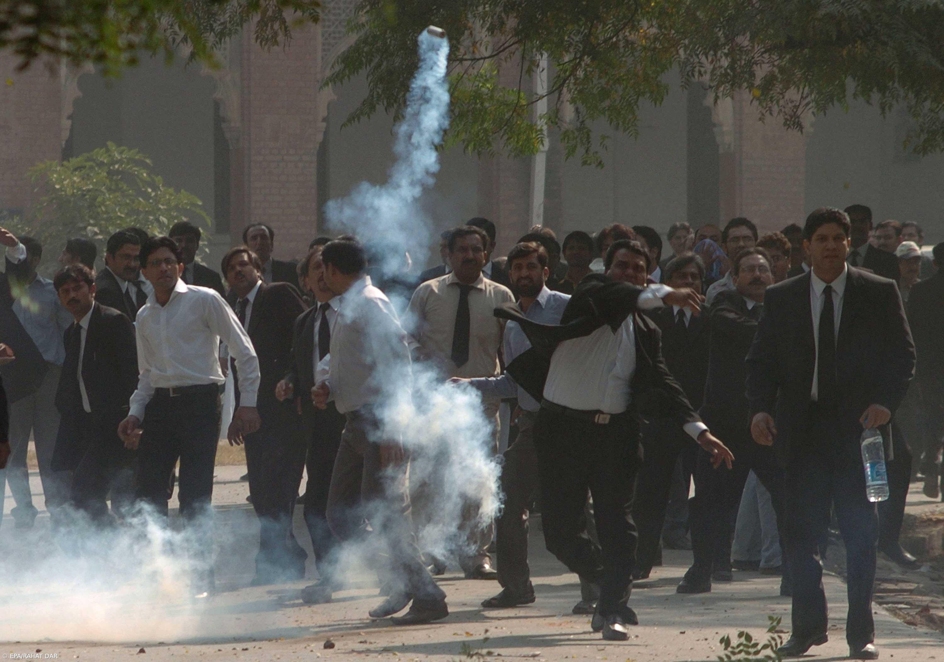 Paquistão contra estado de emergência – Imagem 1