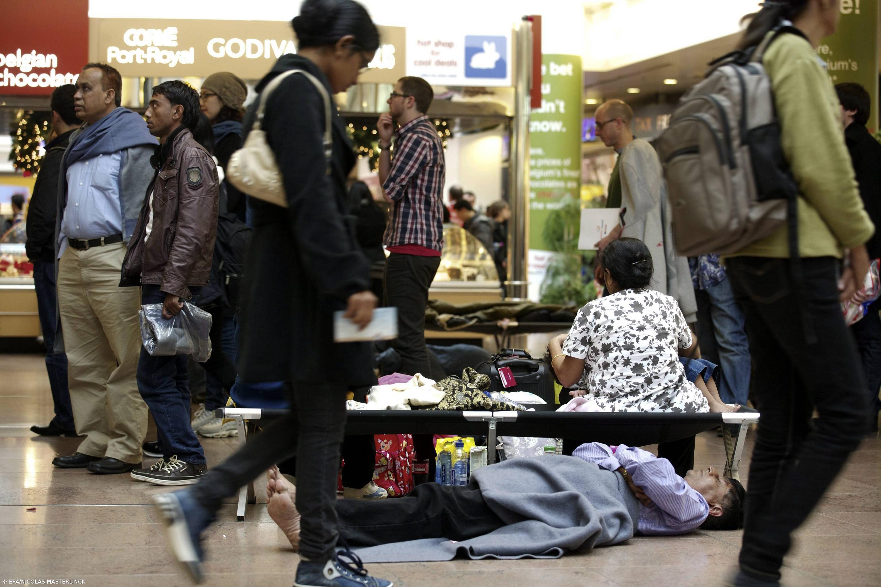 Situação melhora em Heathrow mas ainda são esperados cancelamentos – Imagem 1