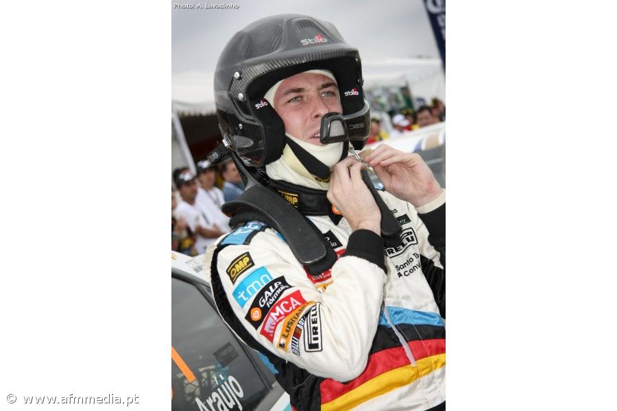 Armindo Araújo fechou conquista do 'penta' com vitória no Rali do Algarve – Imagem 1