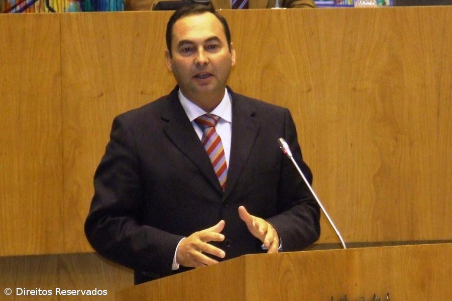 Deputados do PSD querem esclarecimentos sobre cortes de energia na Terceira – Imagem 1