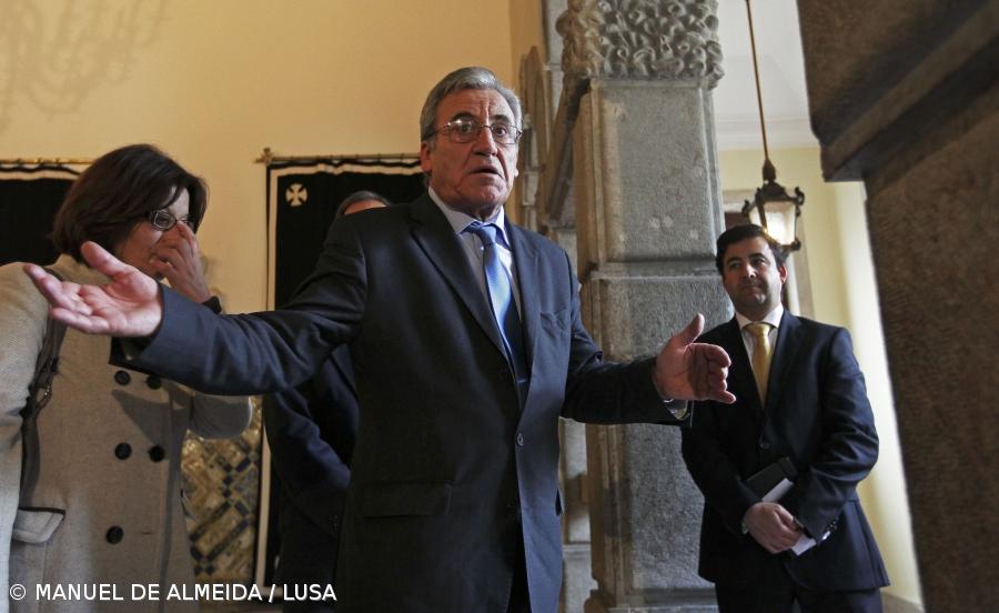 Eleições são "melhor saída" e 5 de Junho é "data possível" – Imagem 1