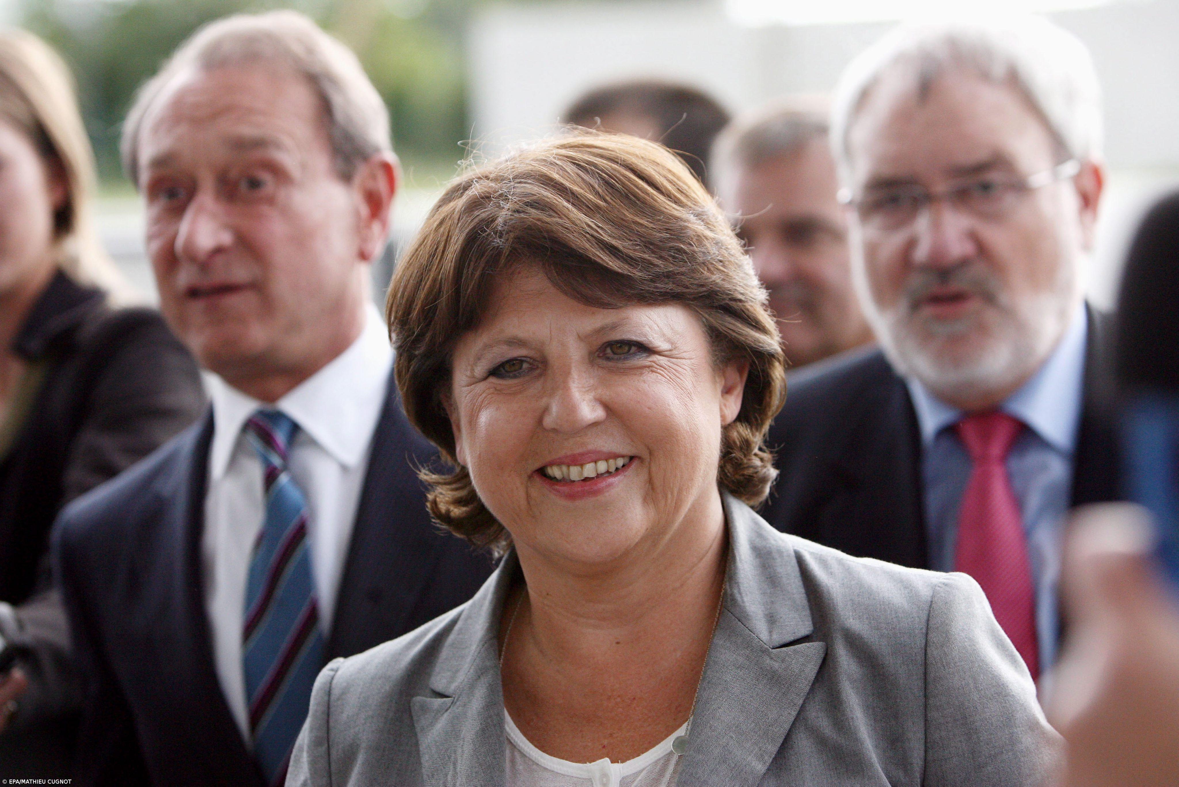 Martine Aubry anuncia candidatura às presidenciais de 2012  – Imagem 1