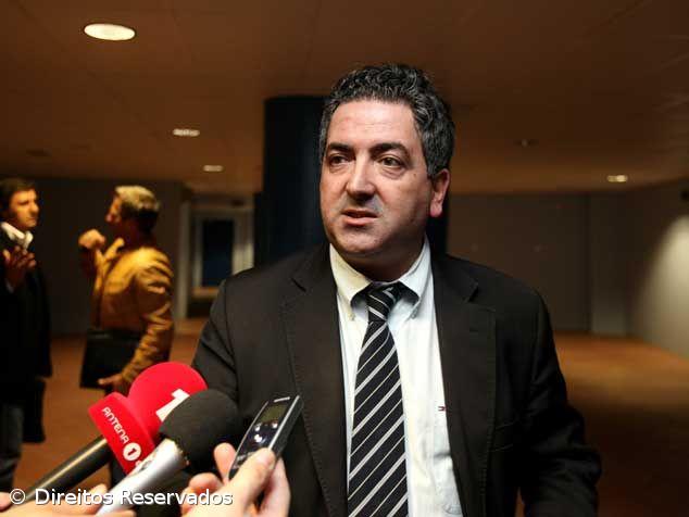 Evangelista denuncia três meses de ordenados em atraso no Santa Clara – Imagem 1