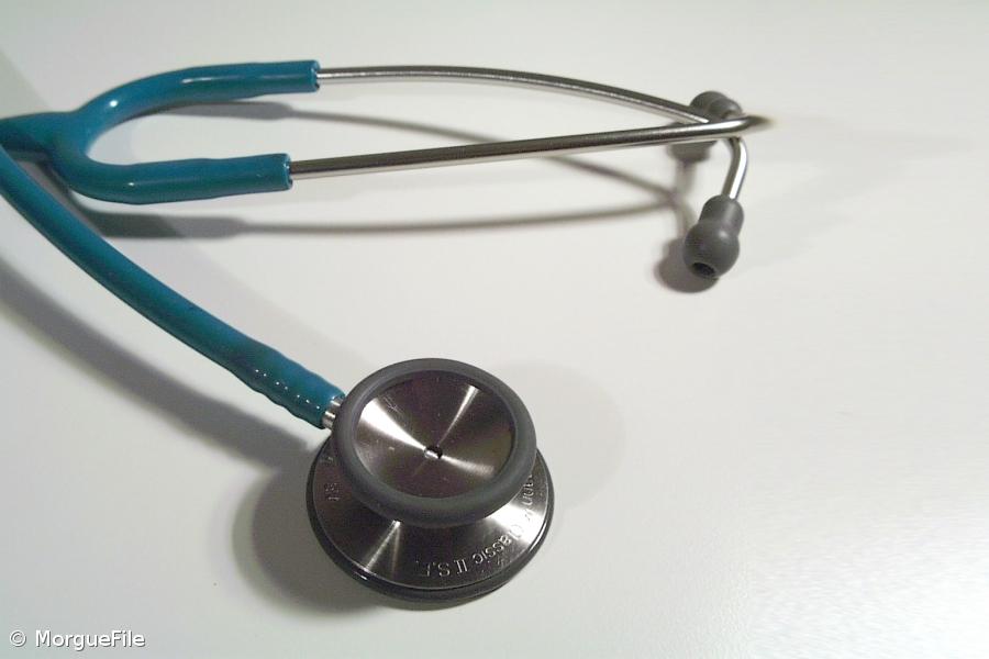 Enfermeiros protestam contra alegada discriminação na carreira pelo Governo Regional dos Açores – Imagem 1