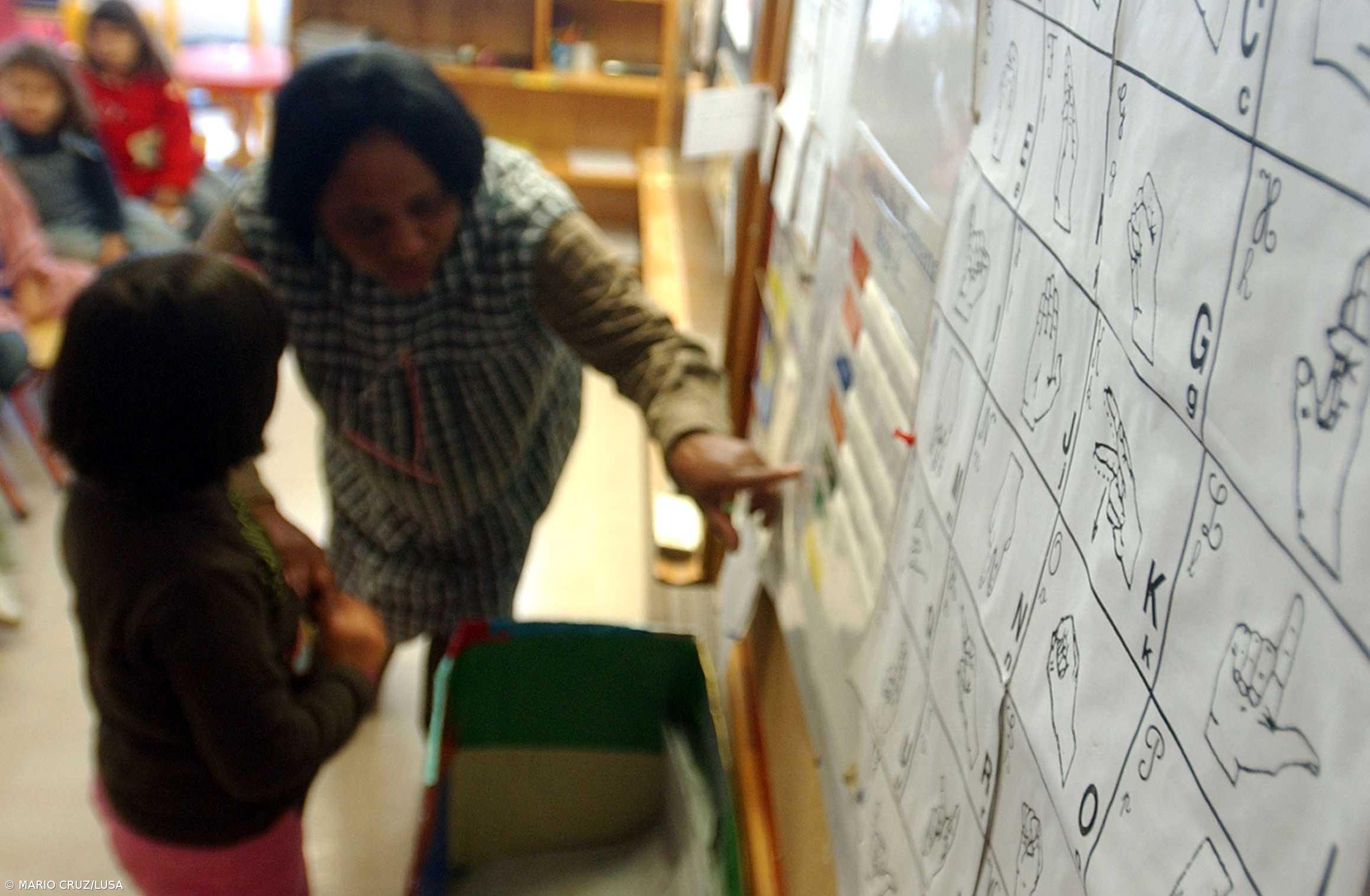 "O Mundo lá fora não sabe língua gestual" – Imagem 1