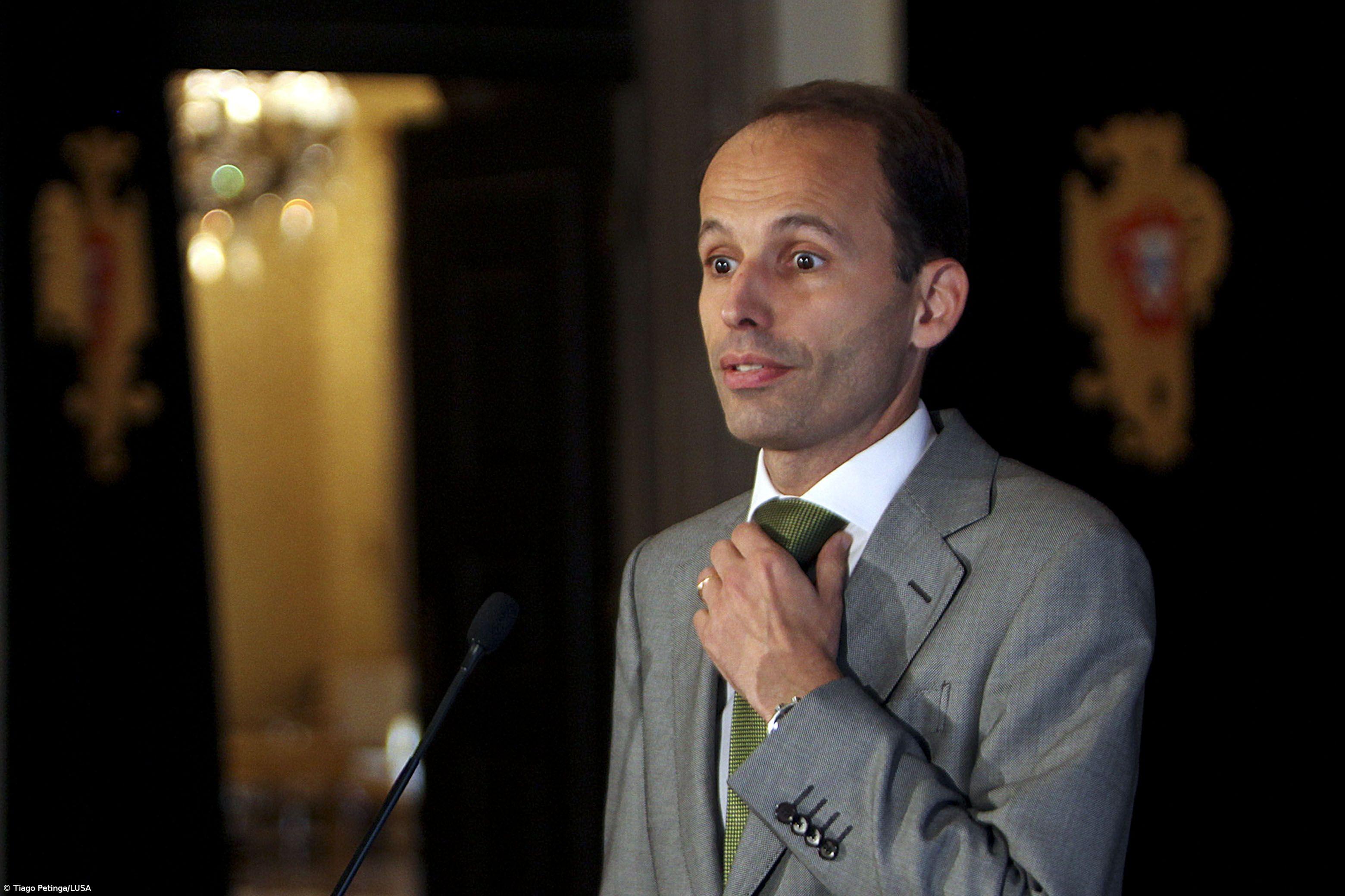 Governo e parceiros sociais discutem hoje criação do cheque-formação – Imagem 1