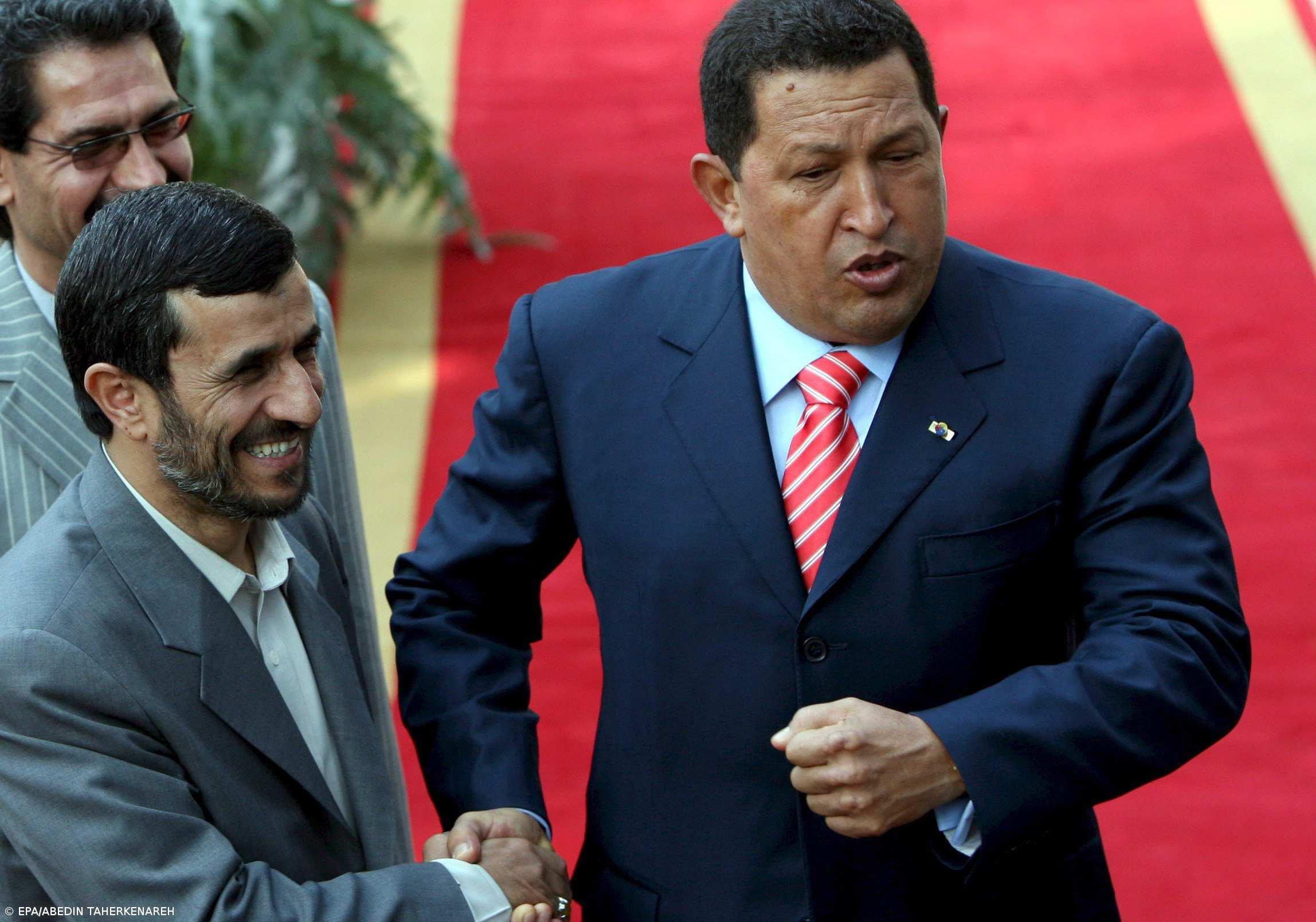 Chávez em Teerão para fortalecer relações bilaterais – Imagem 1