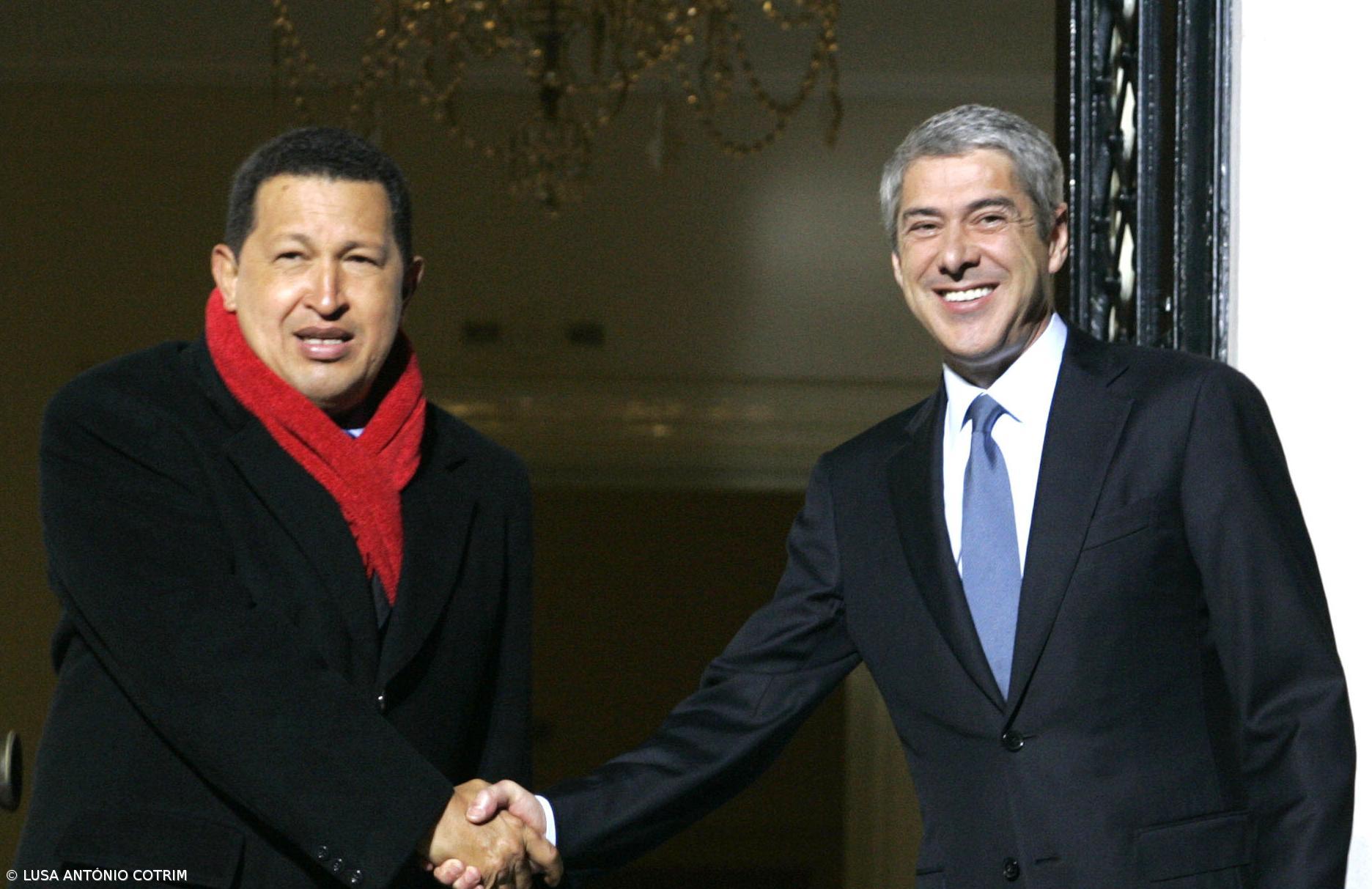 Hugo Chávez partiu para Caracas depois de visita de 10 horas – Imagem 1