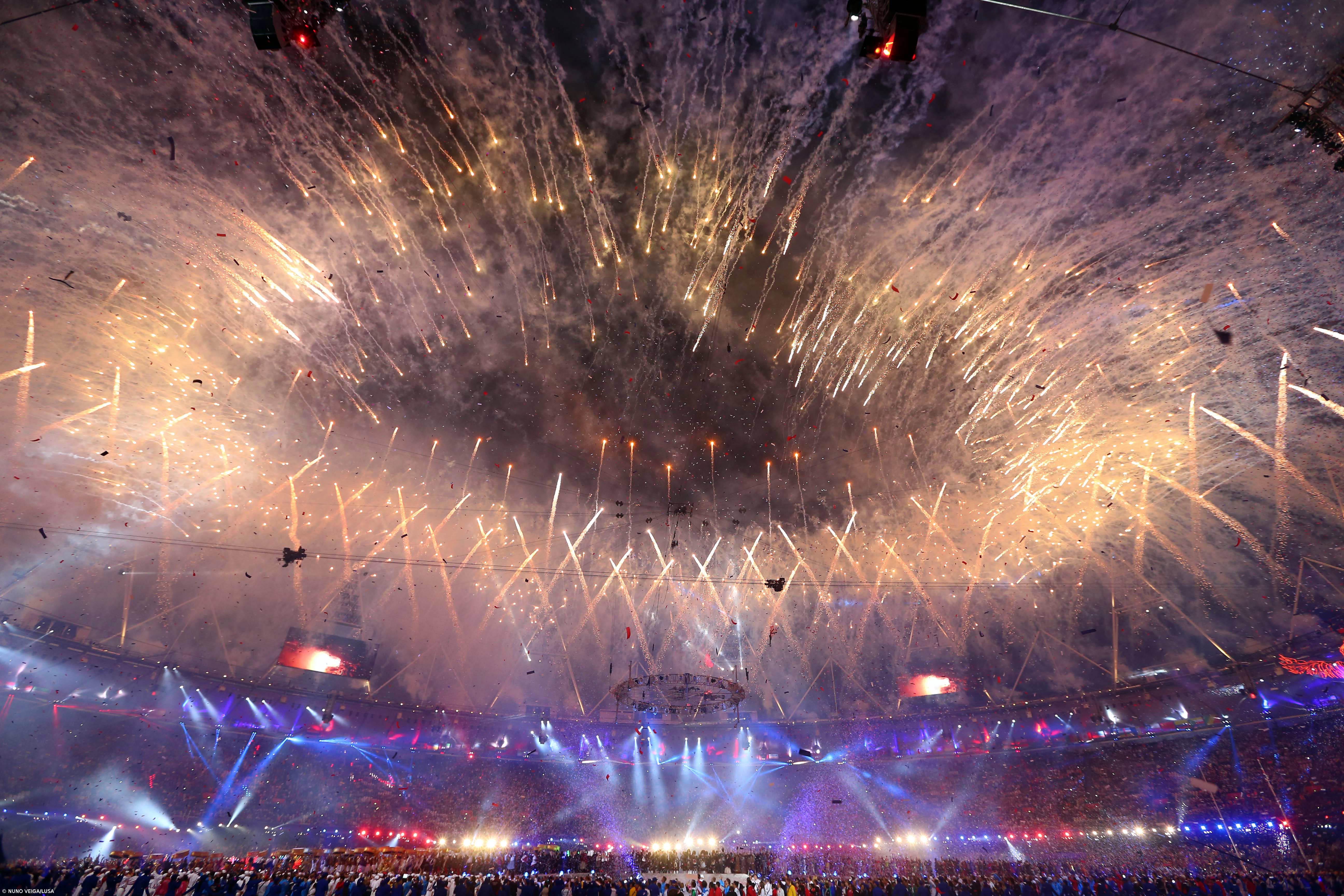 Duas toneladas de fogo por minuto assinalarão entrada de 2013 na Madeira – Imagem 1
