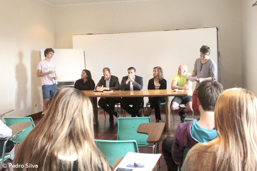 Jovens sensibilizados contra caça à baleia na Noruega – Imagem 1