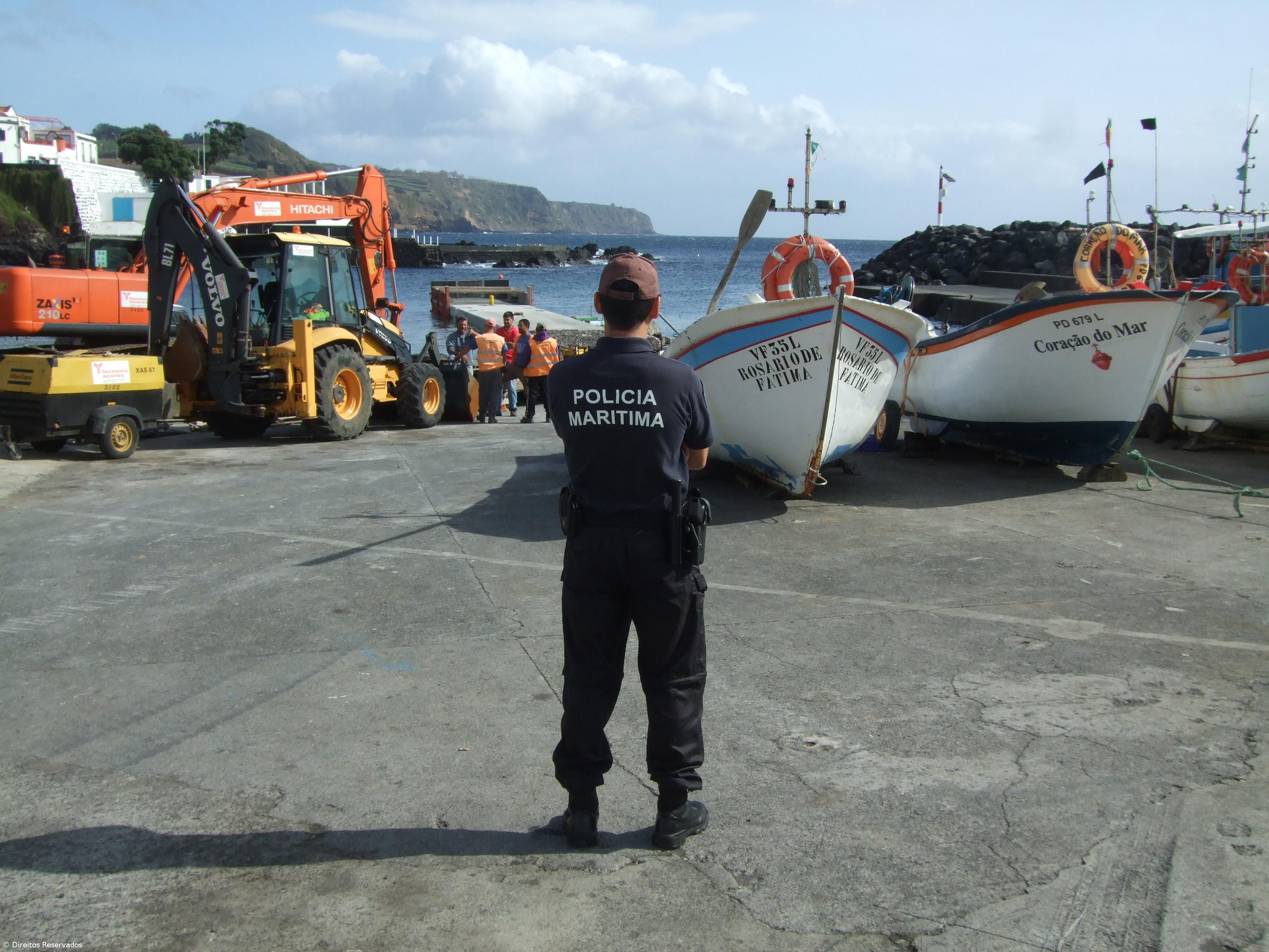Marinha deteta quatro barcos em pesca ilegal – Imagem 1